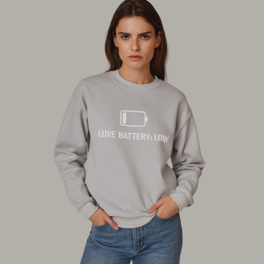 Bluza Love Battery: Low – Logo Białe